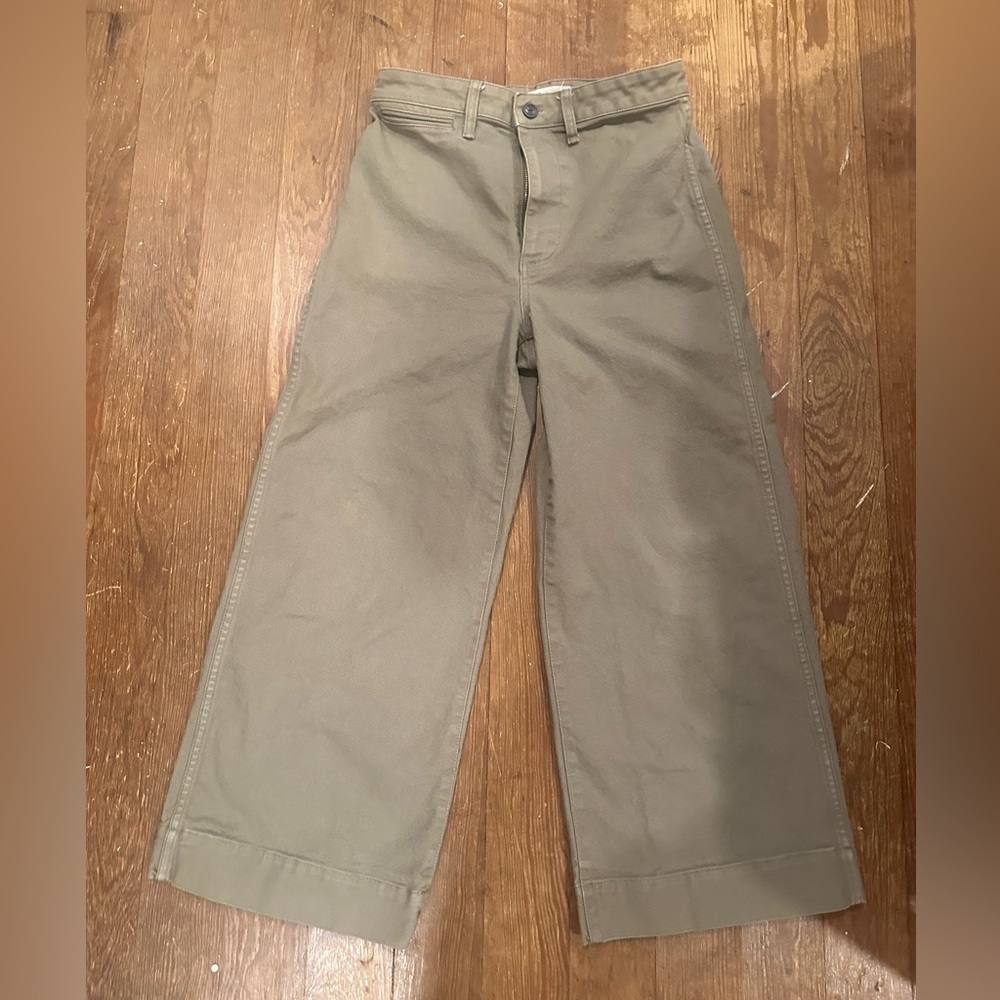 Madewell Army Green High Rise Wide Legged Cropped Pants — Size 27